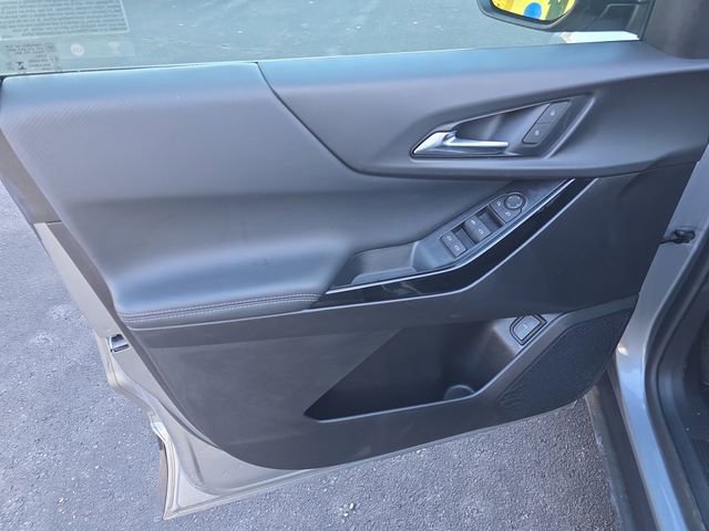 Used 2025 Chevrolet Equinox LT w/ Convenience Package II image 10