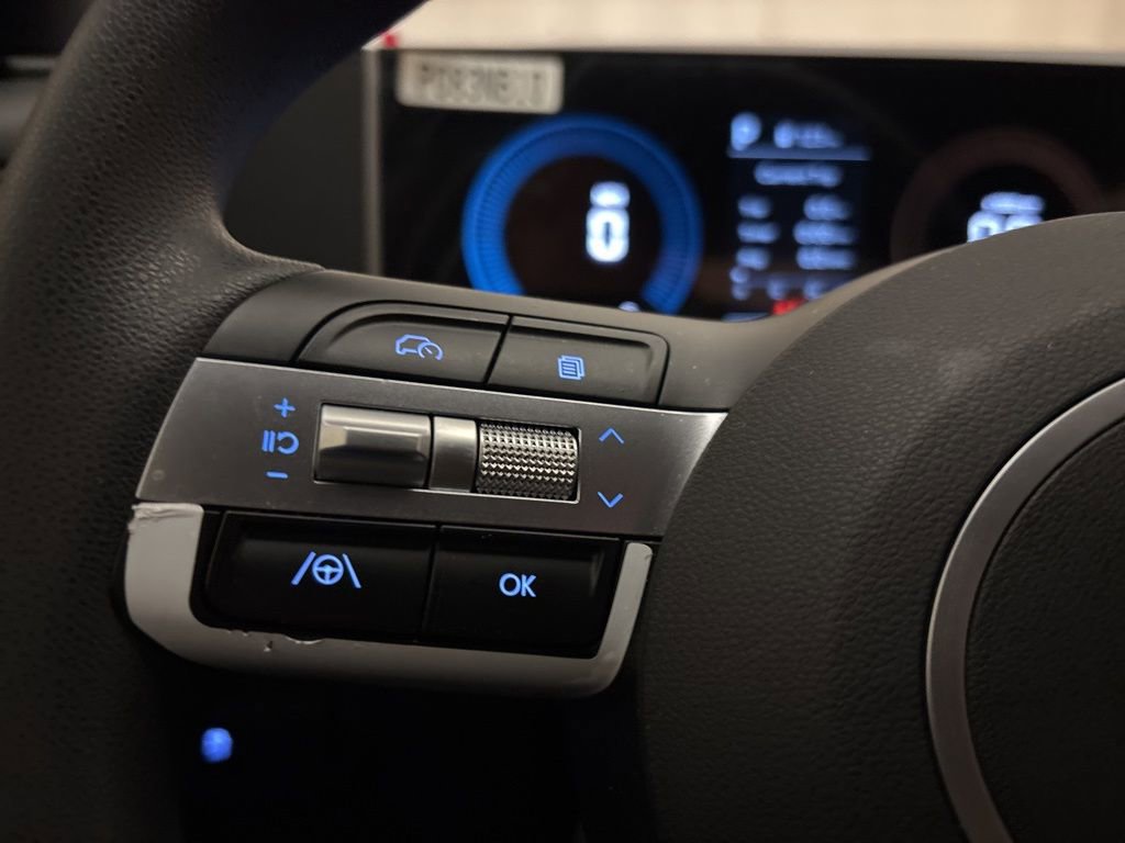 Certified 2026 Hyundai Santa Cruz SE image 13