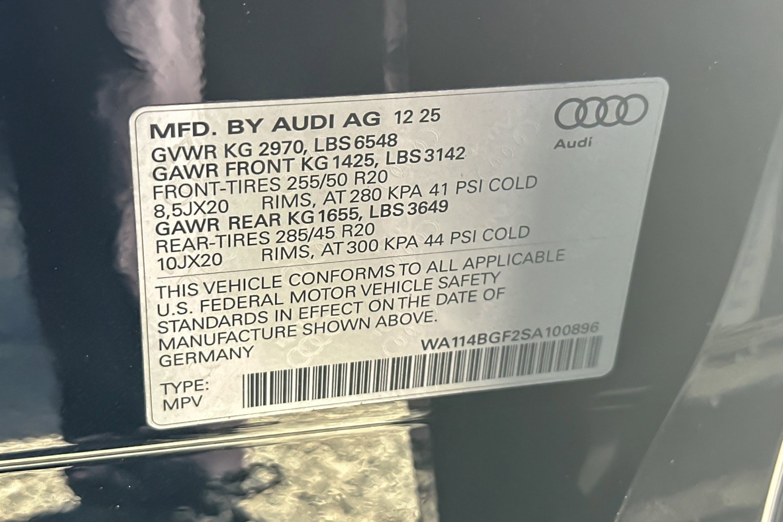 New 2025 Audi Q6 e-tron Premium AWD/4WD image 24