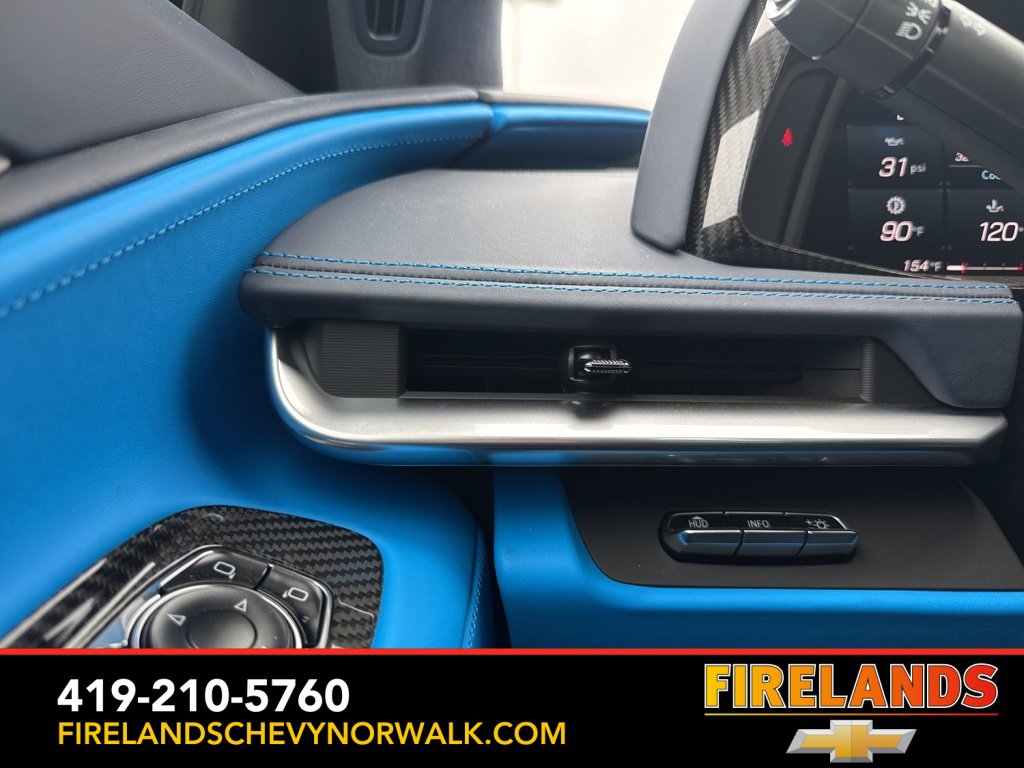 New 2025 Chevrolet Corvette Stingray w/ Z51 Performance Package image 23