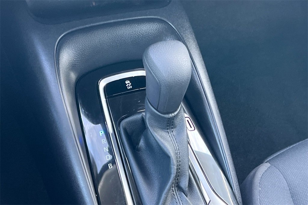 Certified 2025 Toyota Corolla LE image 22