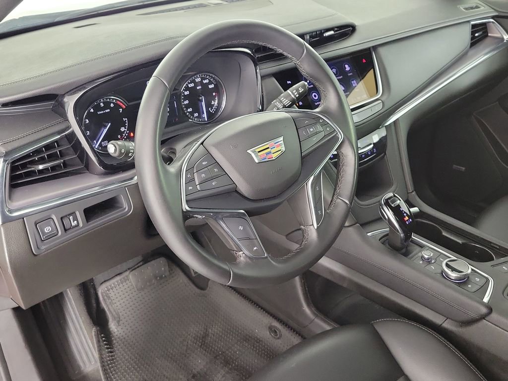 Used 2023 Cadillac XT5 Luxury FWD image 17