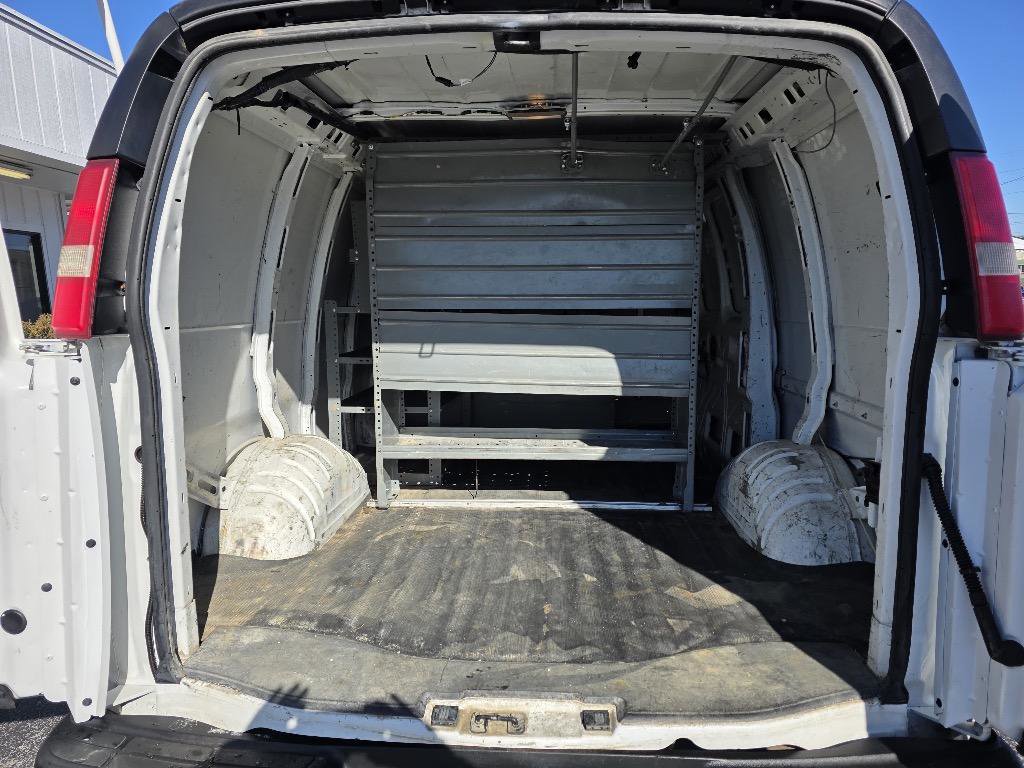 Used 2012 Chevrolet Express 2500 w/ Power Package image 22