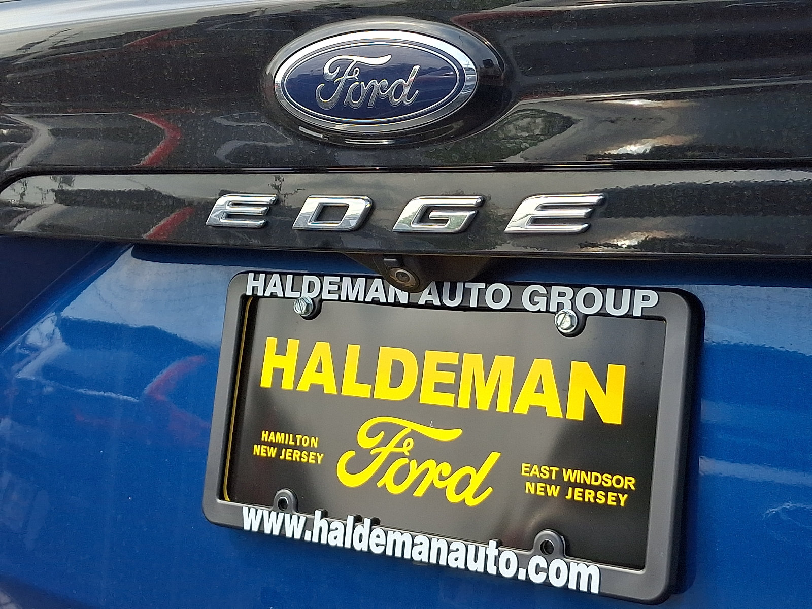 Certified 2022 Ford Edge Titanium w/ Equipment Group 301A AWD/4WD image 8
