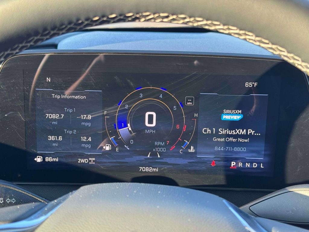 Used 2026 Chevrolet Traverse LT AWD/4WD image 24