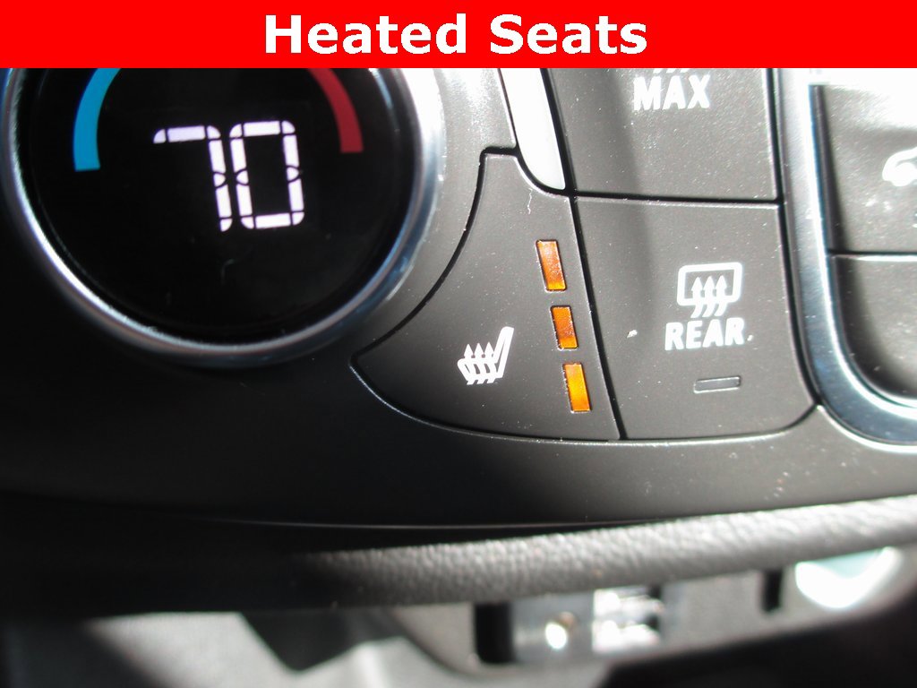 Used 2021 Chevrolet Traverse LT w/ LT Premium Package image 16