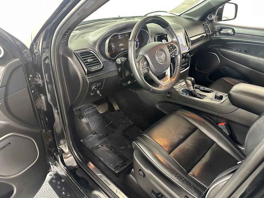 Used 2020 Jeep Grand Cherokee Overland image 23