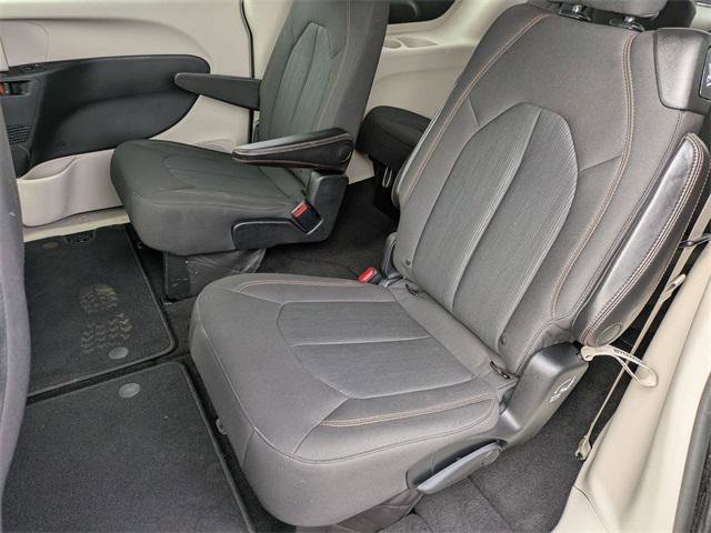 Certified 2018 Chrysler Pacifica Touring Plus image 24