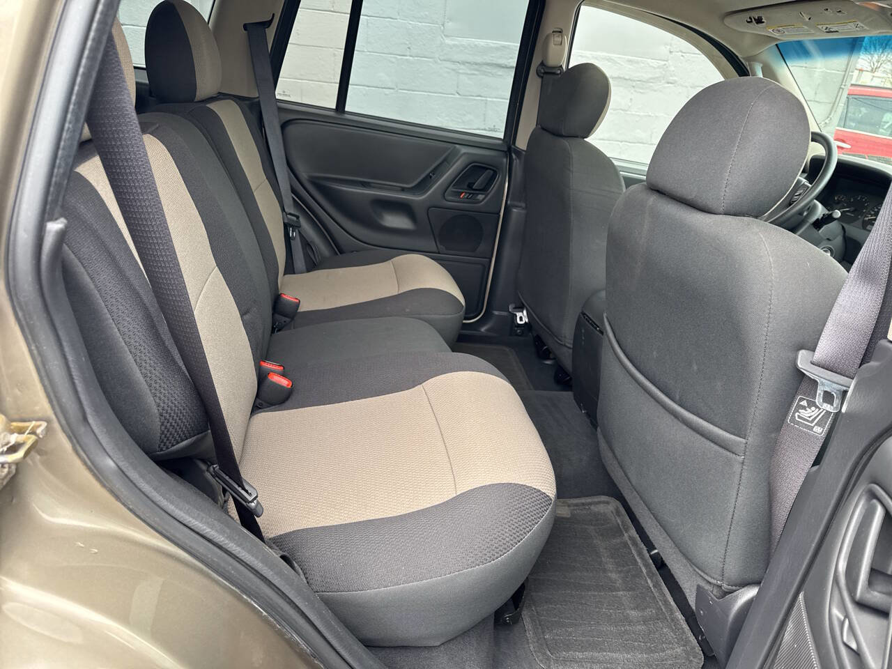 Used 2004 Jeep Grand Cherokee Laredo w/ Trailer Tow Prep Group image 20