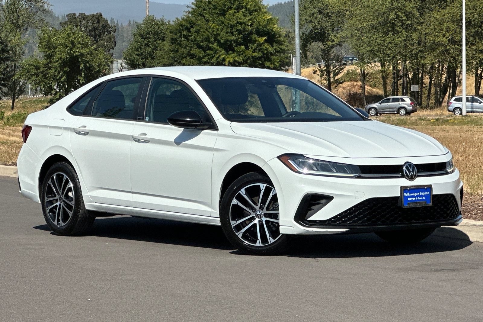 Used 2025 Volkswagen Jetta Sport FWD image 1