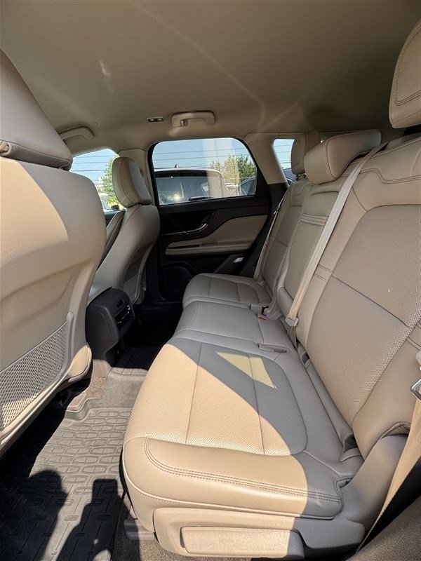 Used 2022 Lincoln Corsair AWD w/ Equipment Group 101A image 10