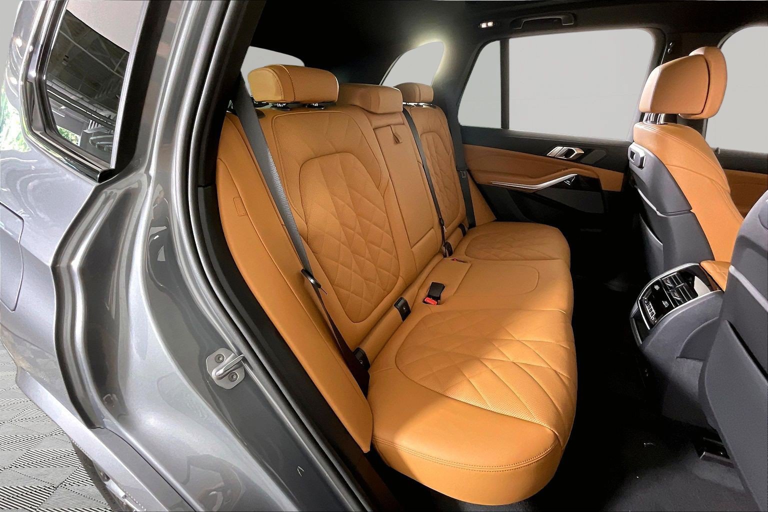 New 2026 BMW X5 xDrive40i AWD/4WD image 14