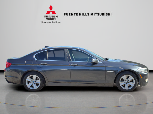 Used 2011 BMW 528i Sedan RWD image 3