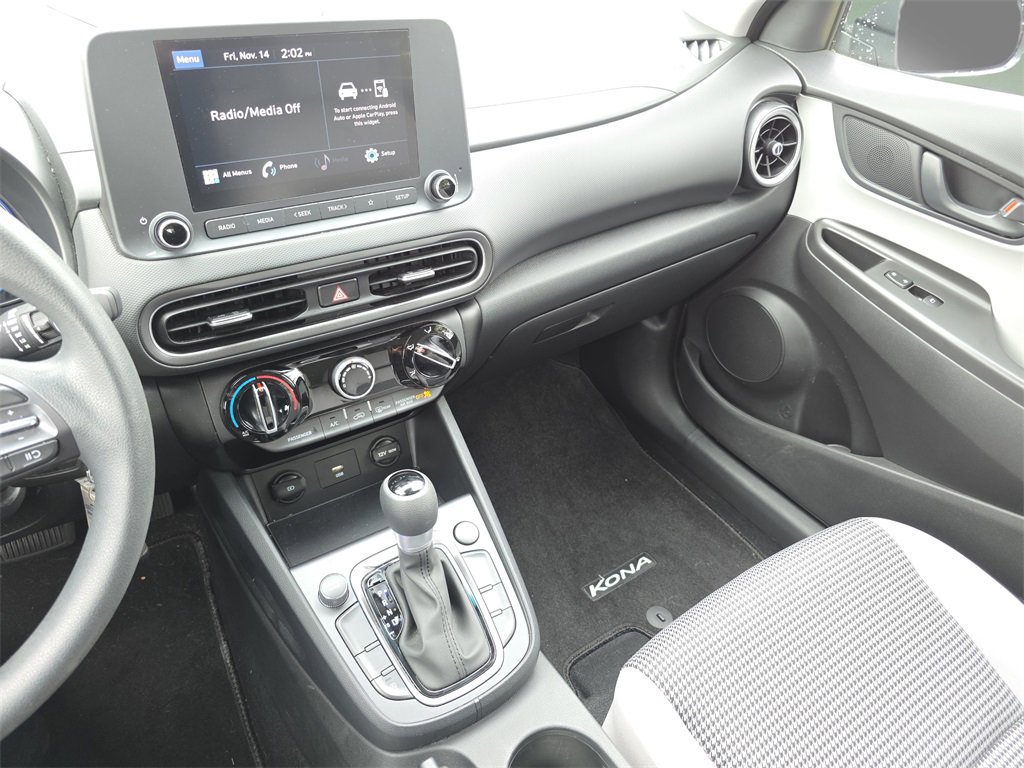 Certified 2023 Hyundai Kona SE image 28