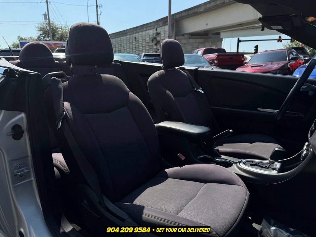 Used 2012 Chrysler 200 Touring FWD image 29