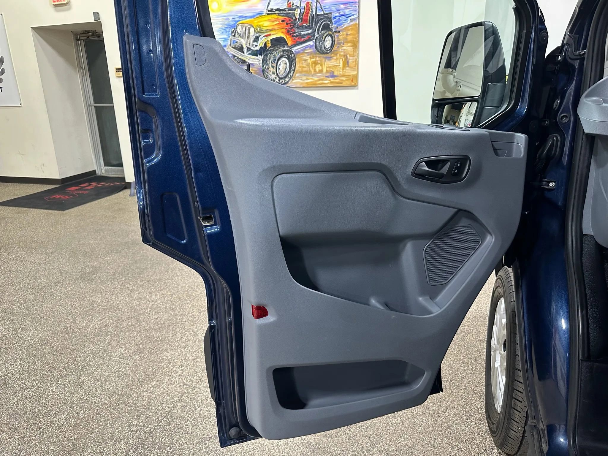 Used 2018 Ford Transit 350 XL image 12