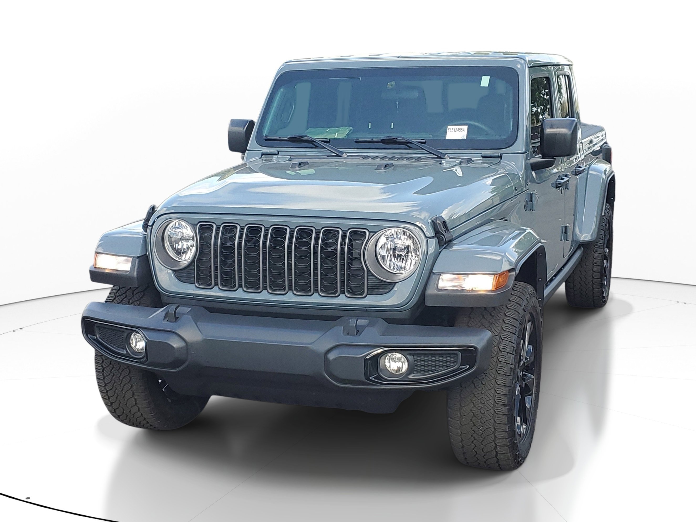 Used 2025 Jeep Gladiator Sport AWD/4WD image 3
