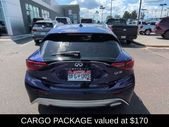 Used 2017 INFINITI QX30 Premium w/ Navigation Package AWD/4WD image 7