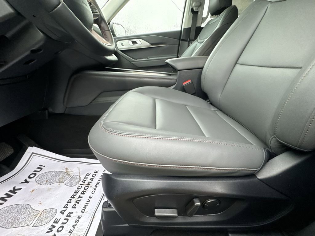 New 2026 Ford Explorer Active w/ Active Comfort Package AWD/4WD image 12