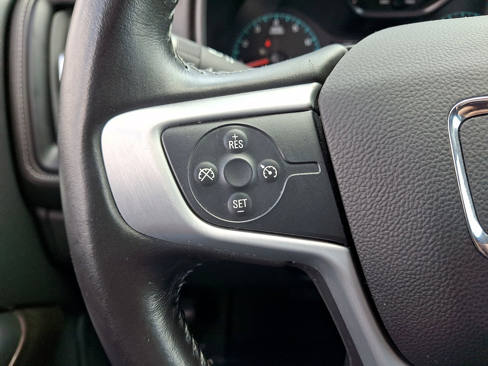 Used 2022 GMC Canyon Elevation w/ Trailering Package RWD image 17