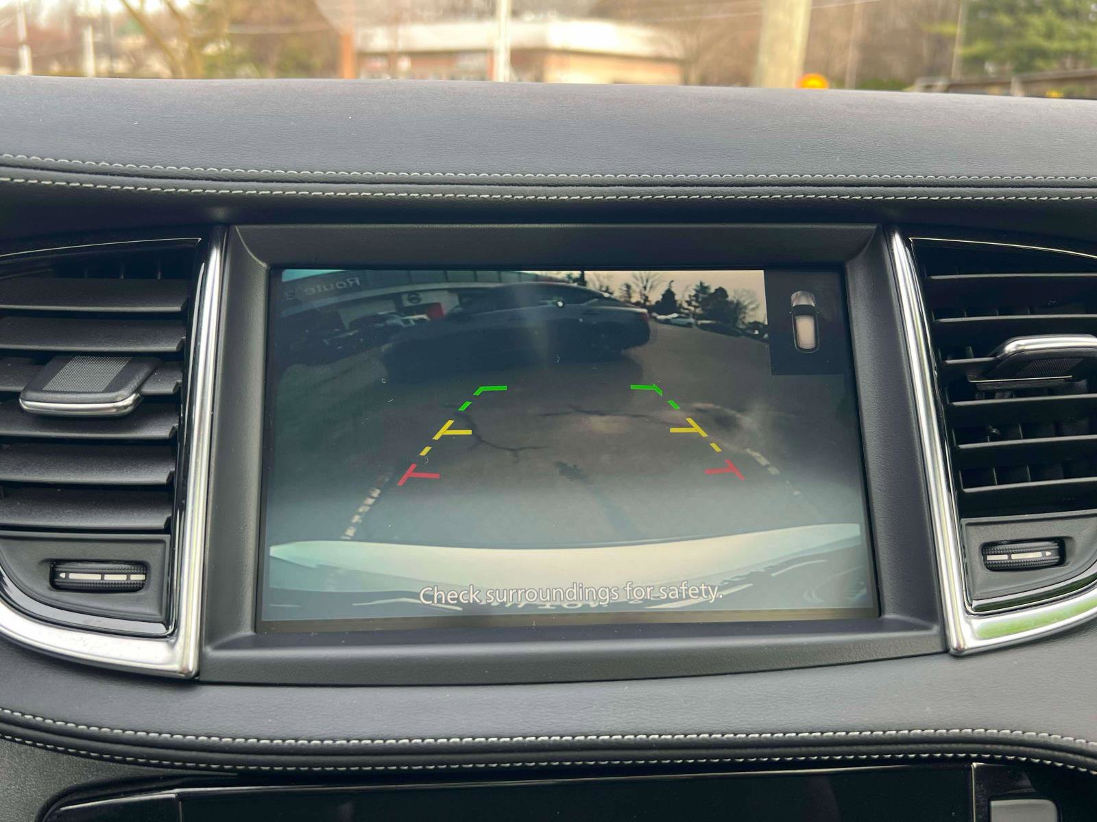 Used 2023 INFINITI QX50 Luxe image 18