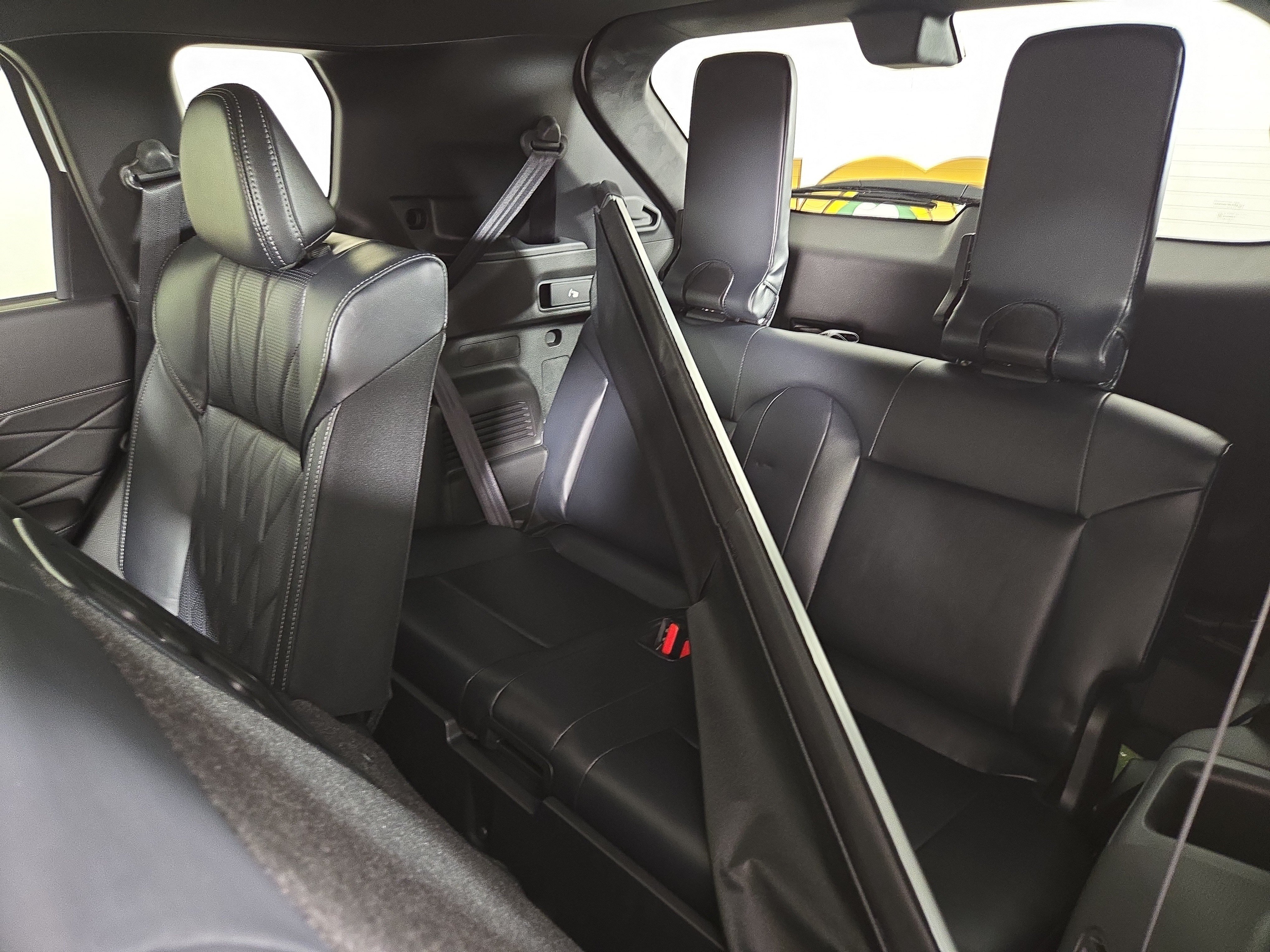 New 2026 Mitsubishi Outlander SEL Black Edition AWD/4WD image 12