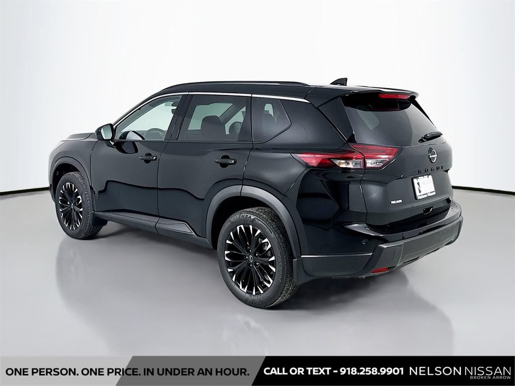 New 2026 Nissan Rogue Dark Armor FWD image 7