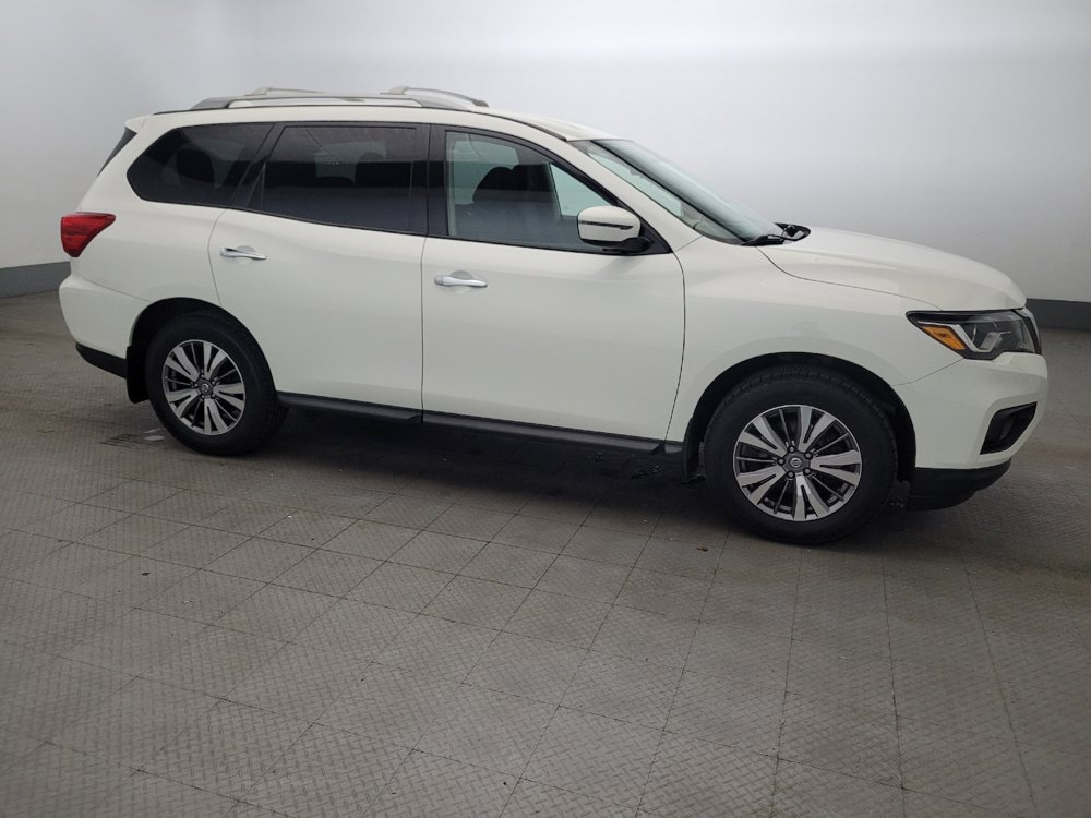 Used 2019 Nissan Pathfinder S AWD/4WD image 11