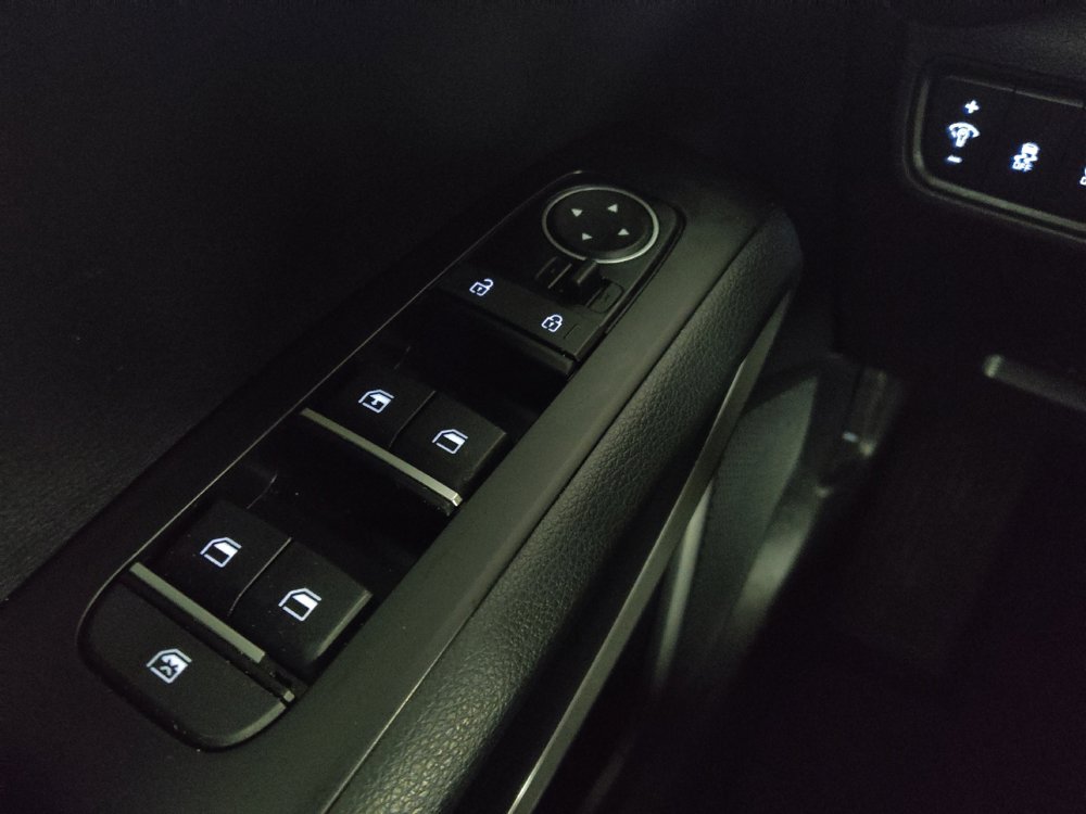 Used 2023 Kia Soul LX image 27