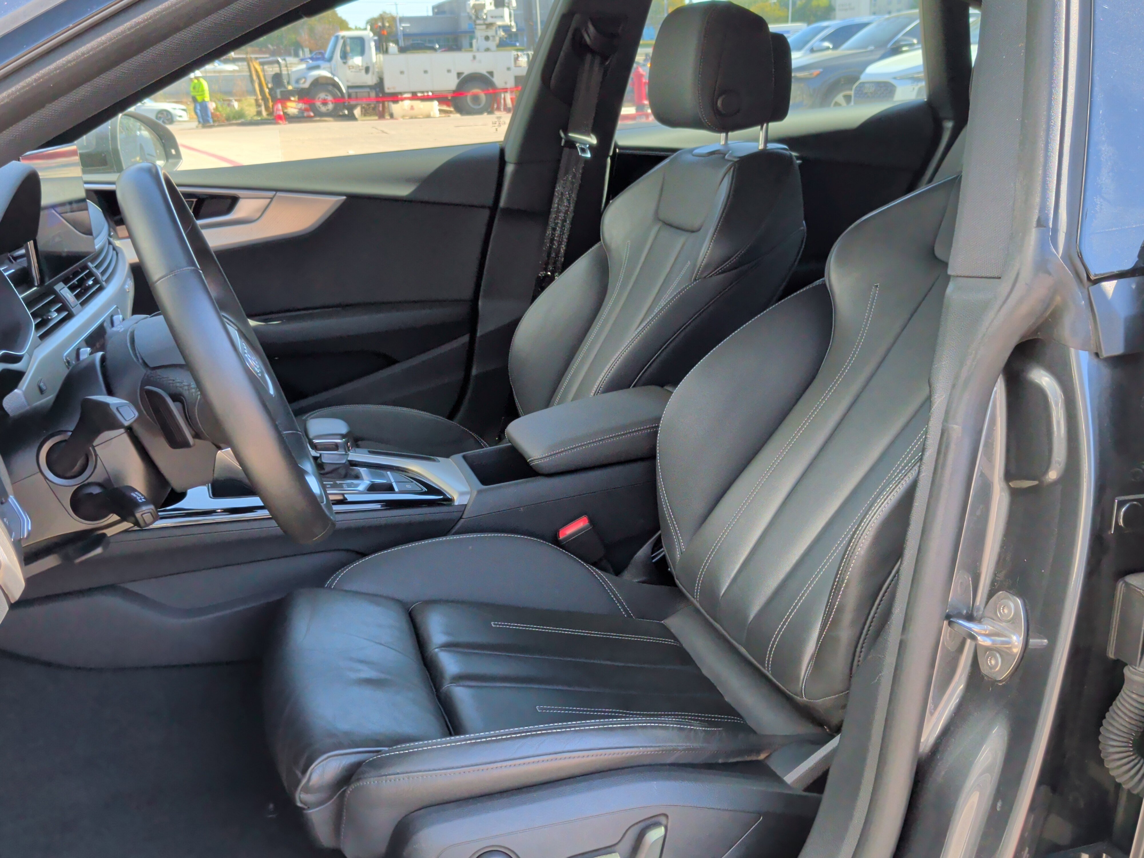 Certified 2025 Audi A5 2.0T Premium Plus w/ Convenience Plus Package image 17