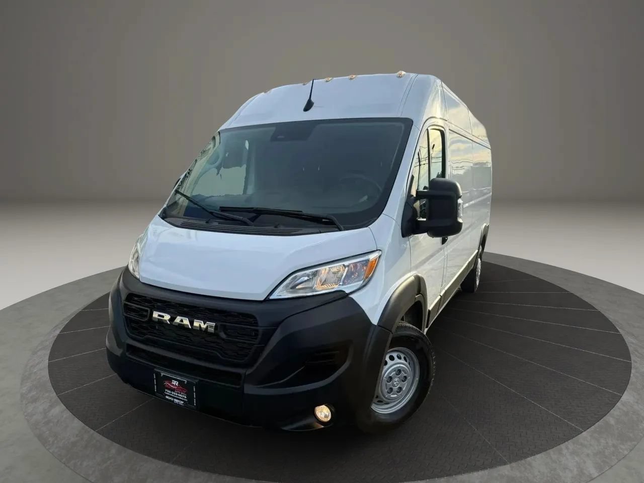 Used 2025 RAM ProMaster 2500 w/ Convenience Group FWD image 2