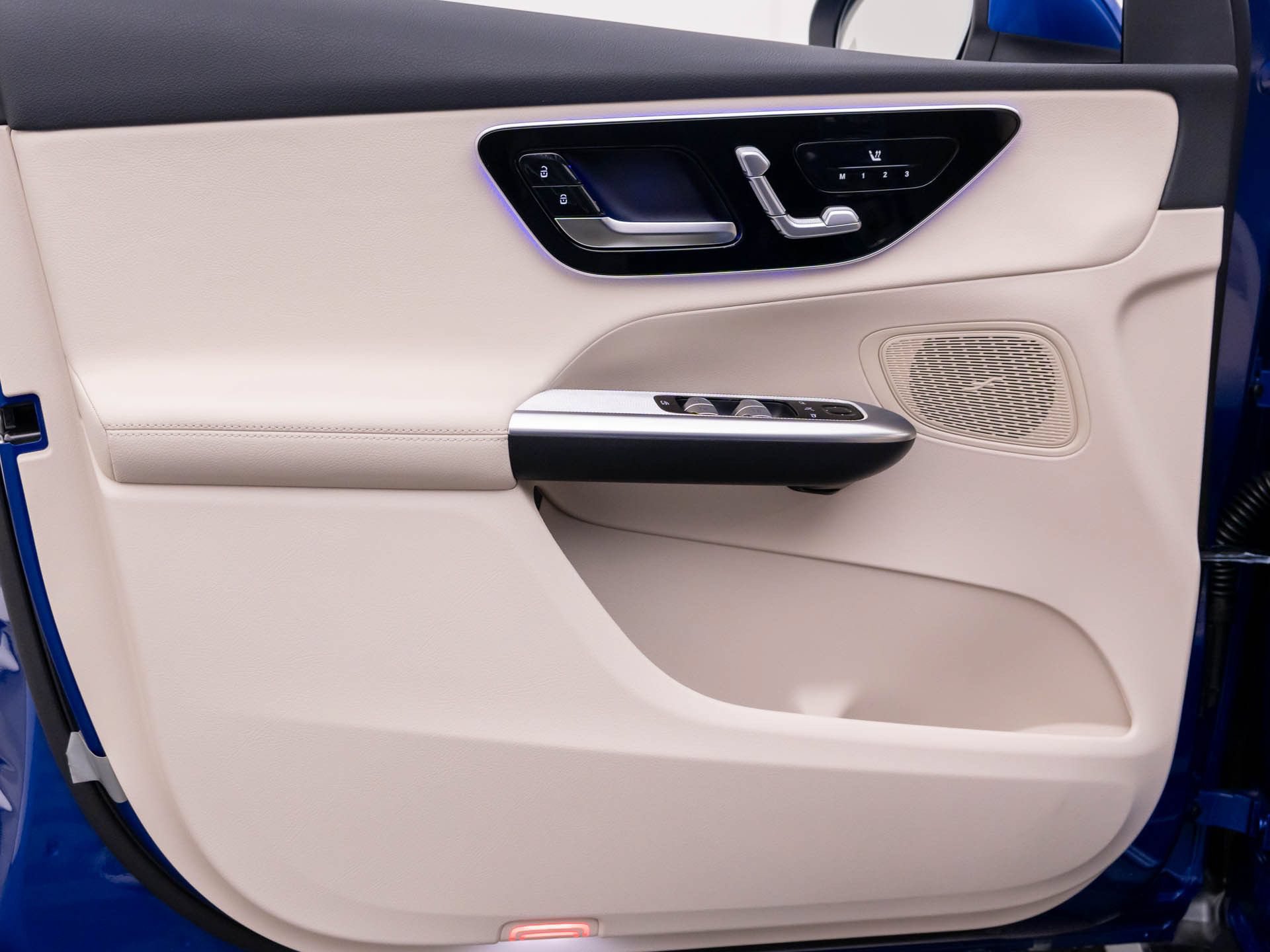 New 2026 Mercedes-Benz GLC 300 4MATIC image 14