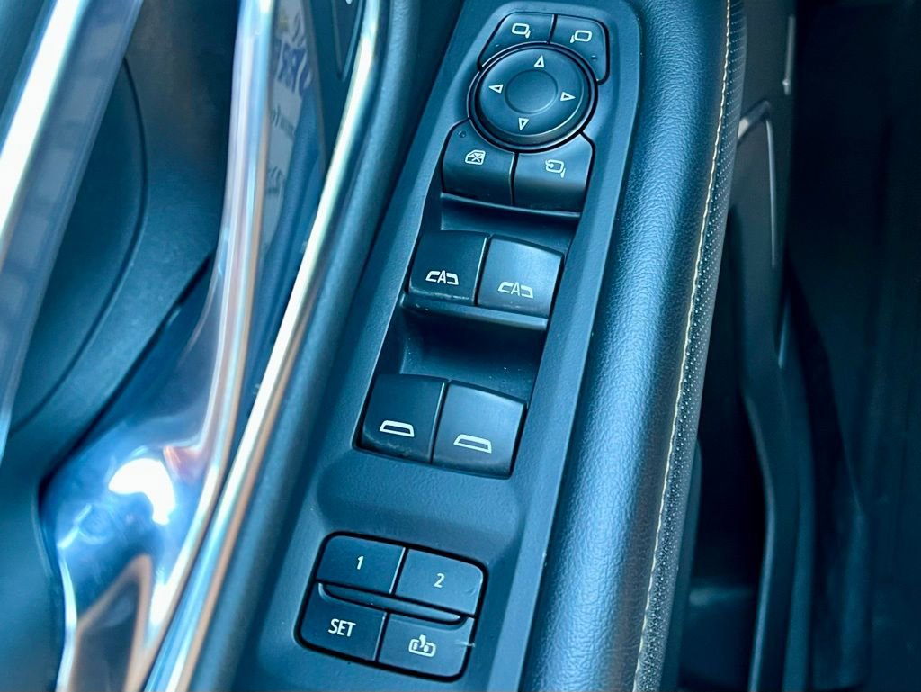 Used 2021 GMC Yukon XL AT4 w/ AT4 Premium Plus Package image 31