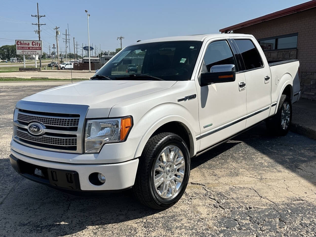 Used 2012 Ford F150 Platinum RWD image 4