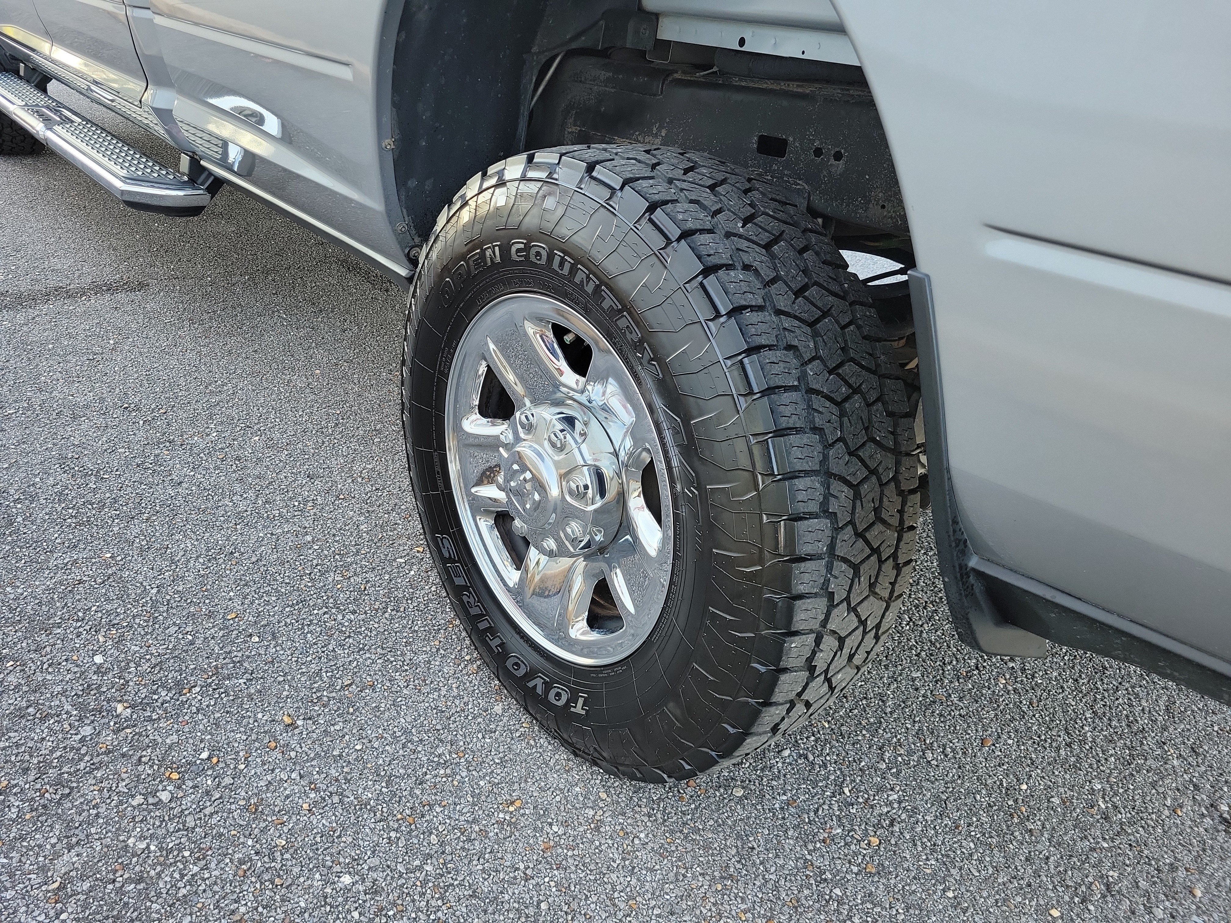 Used 2024 RAM 2500 Tradesman w/ Chrome Appearance Group AWD/4WD image 26