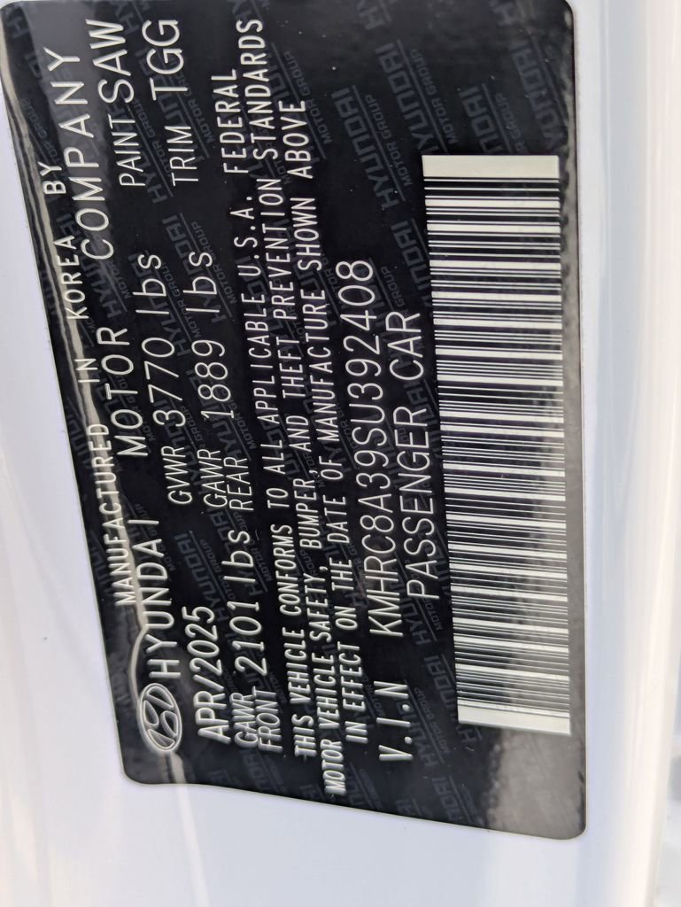 Used 2025 Hyundai Venue SEL FWD image 34