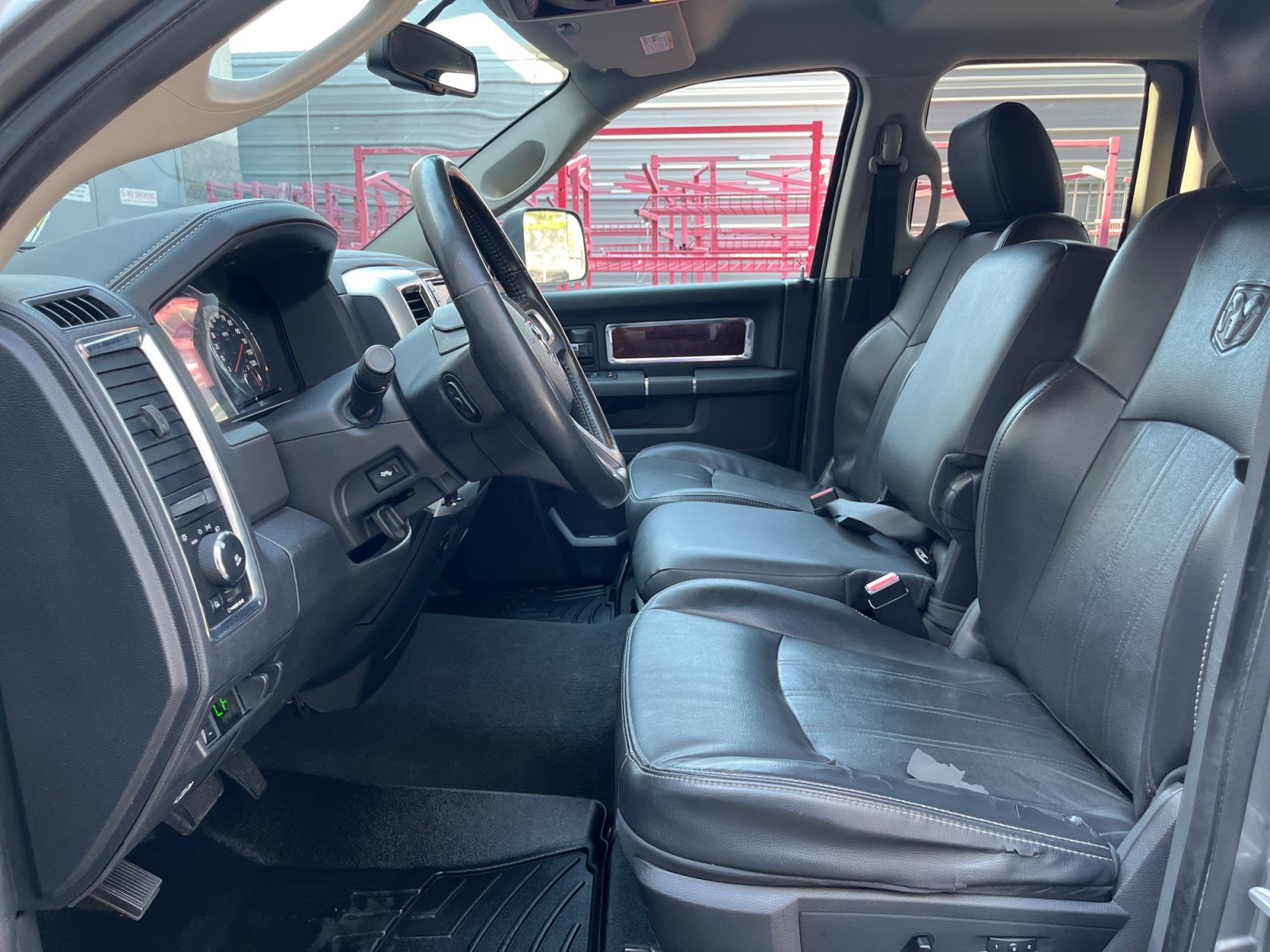 Used 2010 Dodge Ram 1500 Truck Laramie AWD/4WD image 12
