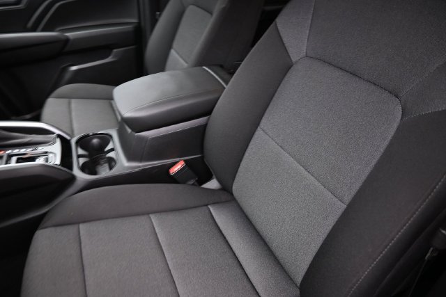 Used 2025 Chevrolet Colorado W/T RWD image 17