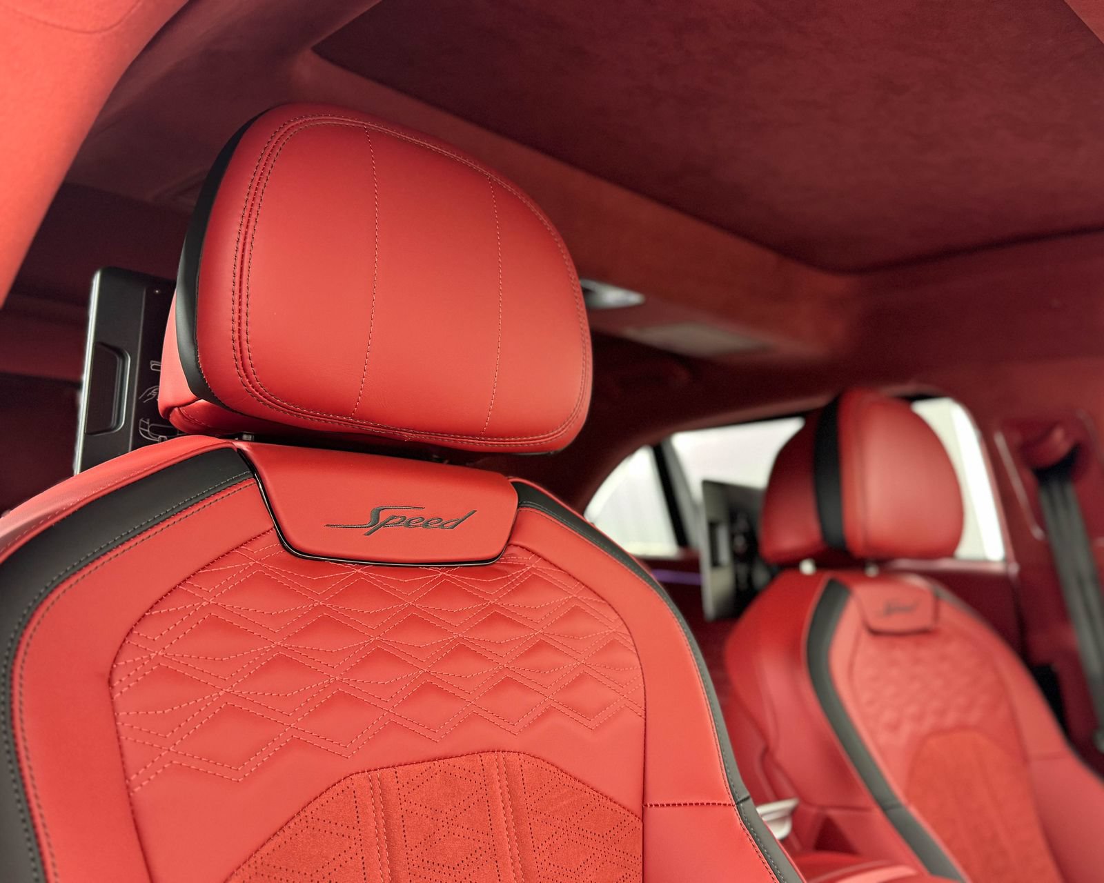 New 2025 Bentley Flying Spur Plug-In Hybrid AWD/4WD image 33
