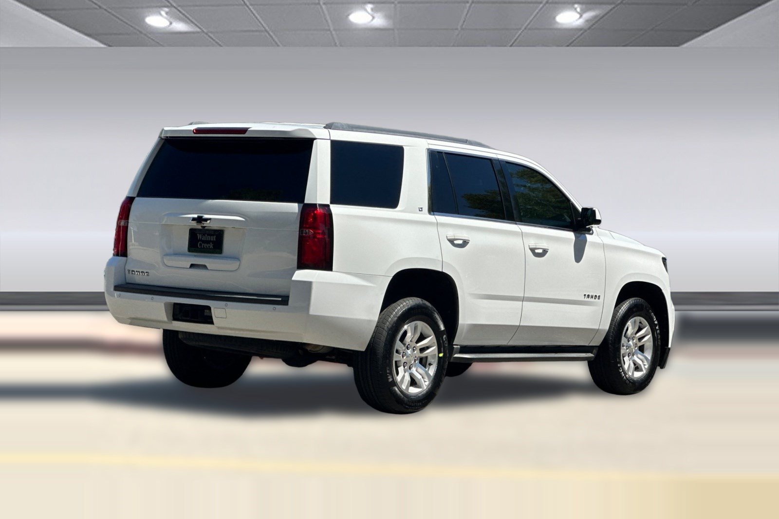 Used 2017 Chevrolet Tahoe LT AWD/4WD image 8