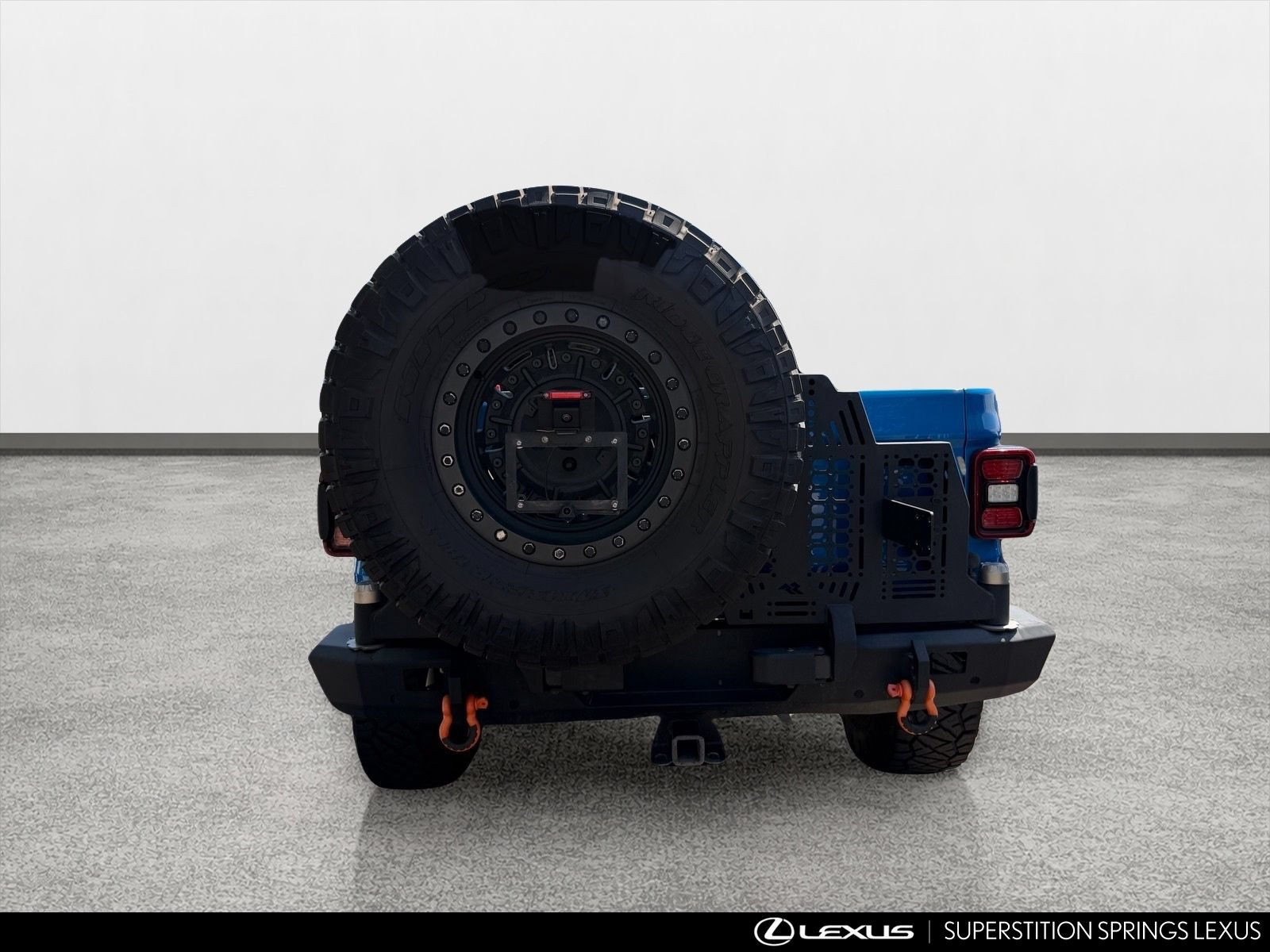 Used 2023 Jeep Gladiator Mojave w/ LED Lighting Group AWD/4WD image 6