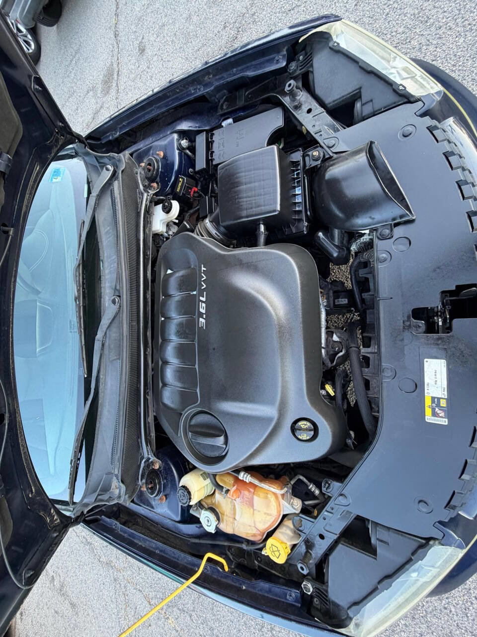 Used 2013 Dodge Avenger SE FWD image 17