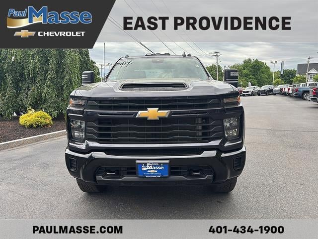 Used 2024 Chevrolet Silverado 2500 Custom w/ Custom Value Package AWD/4WD image 2