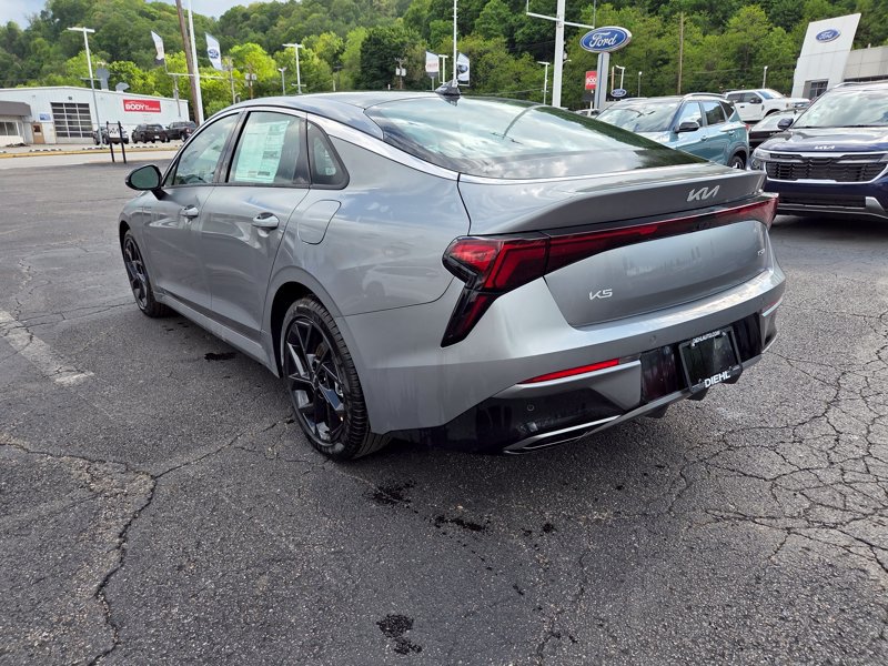 New 2026 Kia K5 GT-Line w/ GT-Line Premium Package FWD image 5