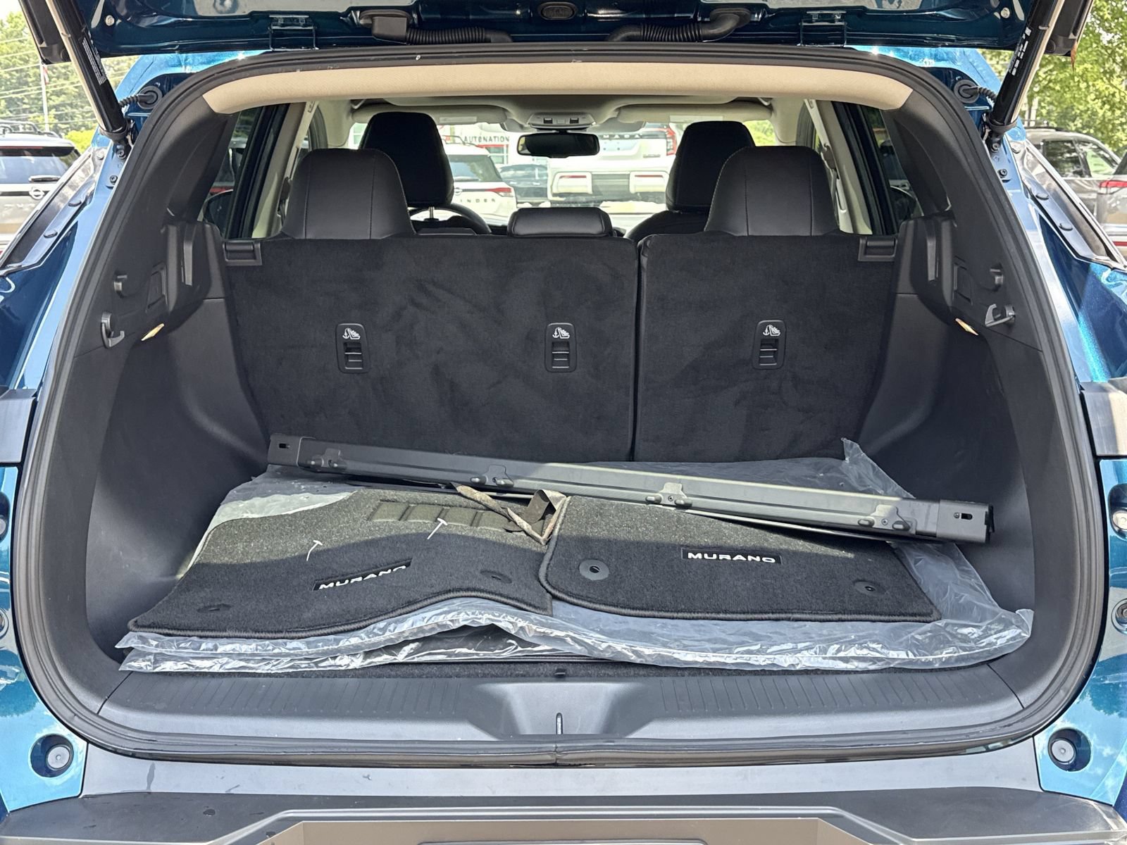 Certified 2025 Nissan Murano SL w/ Cargo Package AWD/4WD image 24