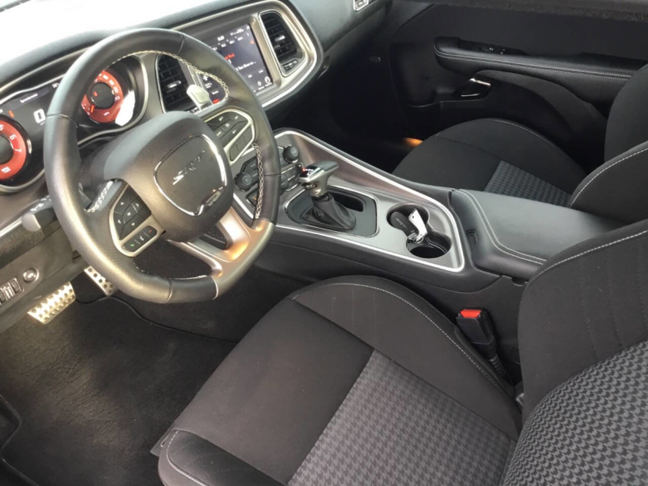 Used 2022 Dodge Challenger SRT Hellcat Redeye image 5