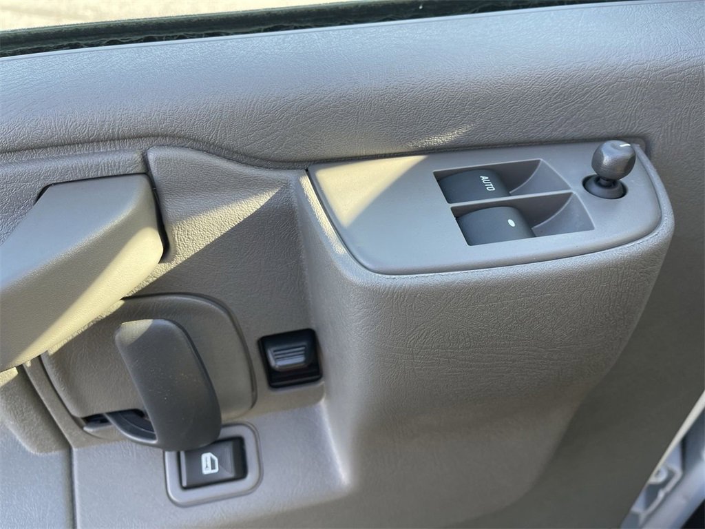 New 2025 Chevrolet Express 2500 w/ Driver Convenience Package image 7