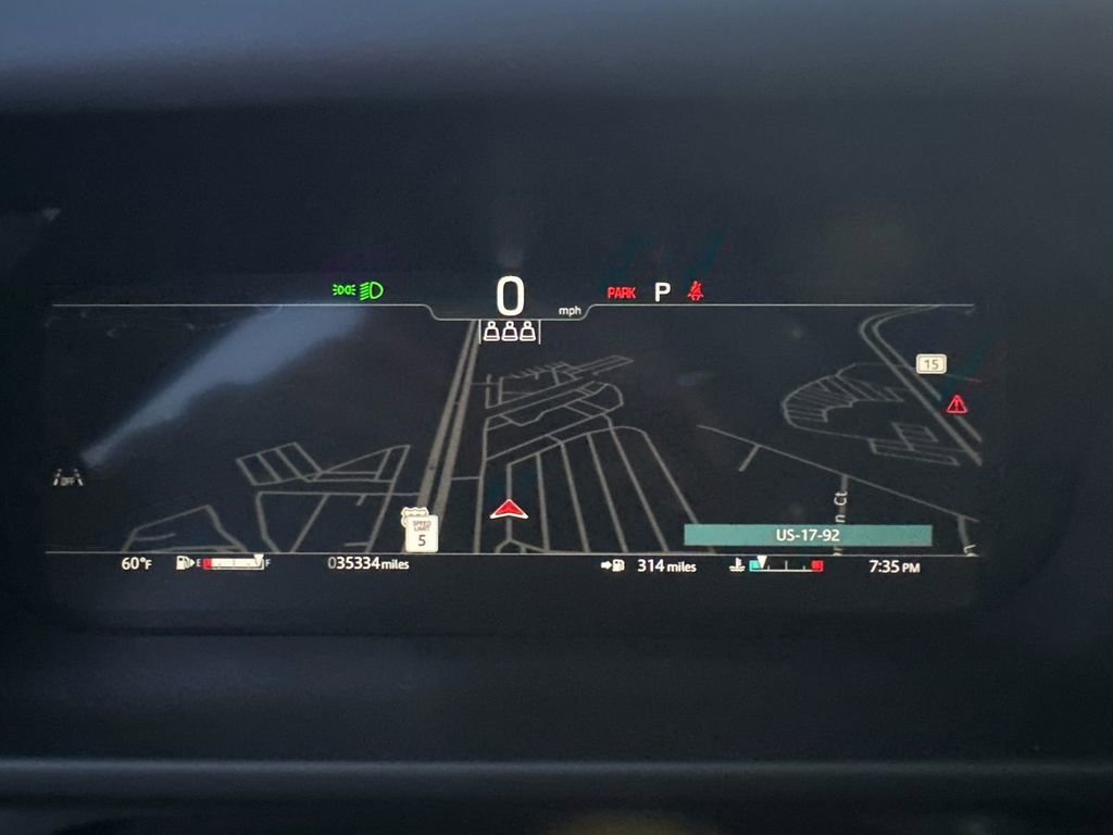 Used 2025 Land Rover Defender 110 S image 12