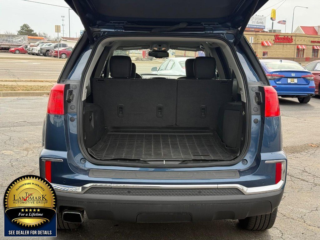 Used 2017 GMC Terrain SLT w/ Driver Alert Package I image 19