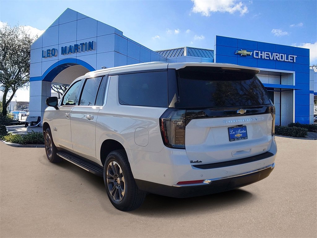 New 2026 Chevrolet Suburban LT w/ Comfort Package image 4